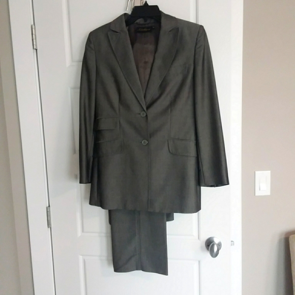 Italian Milan grey detailed stitching pant suit in fine wool - Picture 1 of 11